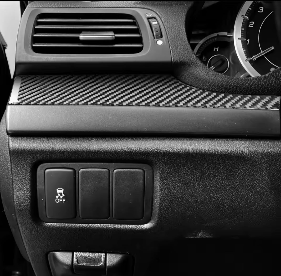 Carbon Fiber Full Lower Dash Strip - Acura TSX (CU2)