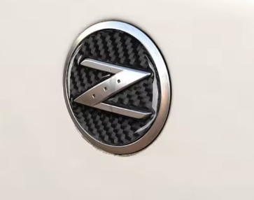 Carbon Fiber Fender Logo Emblem Overlay for Nissan 350Z (Z33)