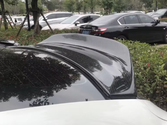SC Style Carbon Fiber Rear Roof Spoiler – For Hyundai Veloster (2011–2018)