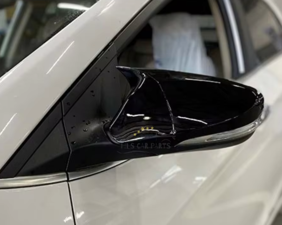 Luminous-Style Carbon Fiber Mirror Covers For Hyundai Veloster (2012–2018)