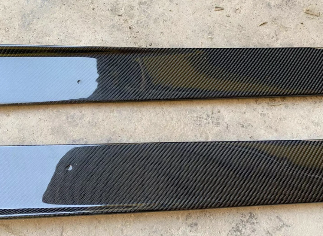 BMW F82/F83 M4 Carbon Fiber Side Skirt Extensions –