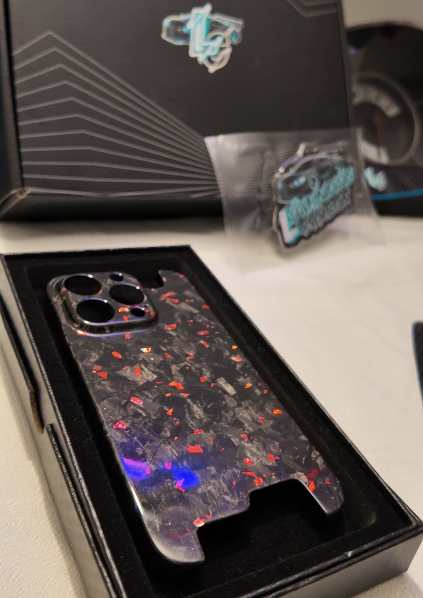 Carbon Fiber Iphone Cases with Flakes